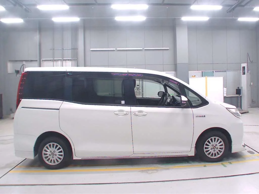 Toyota Noah HYBRID X, миниатюра 3