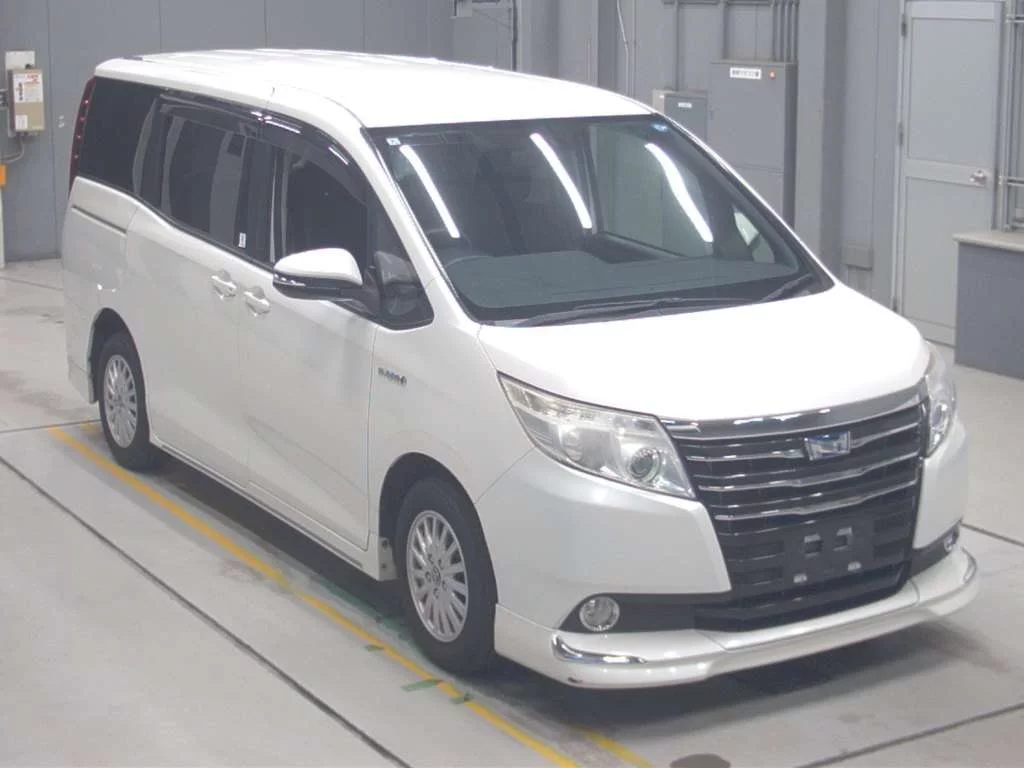 Toyota Noah HYBRID X, миниатюра 4