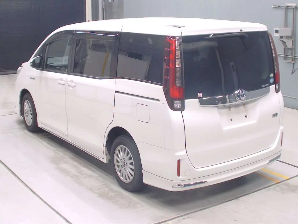 Toyota Noah HYBRID X, миниатюра 5