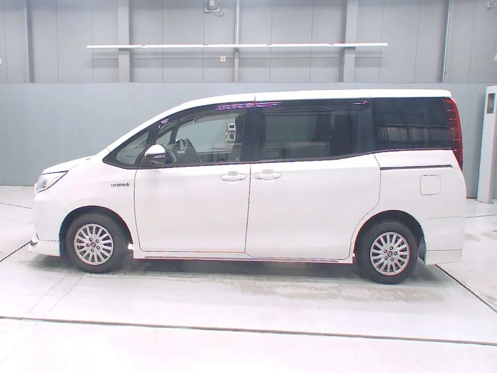 Toyota Noah HYBRID X, миниатюра 9