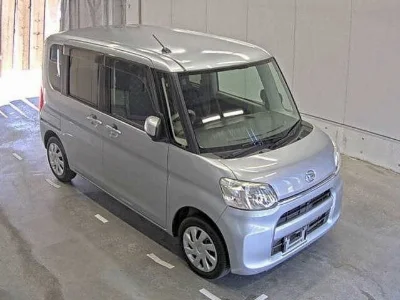 DAIHATSU TANTO, 2015 — лот японского аукциона