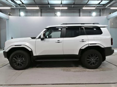 TOYOTA LAND CRUISER 250