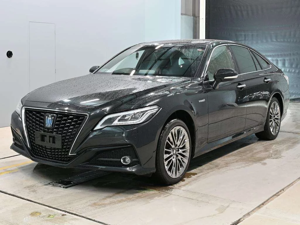 Toyota CROWN HYBRID 2019