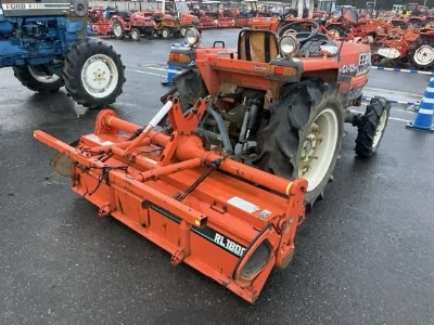 KUBOTA KUBOTA