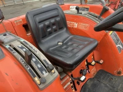 KUBOTA KUBOTA