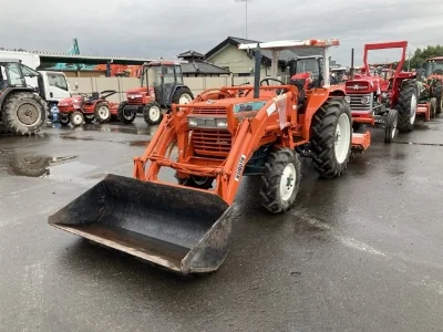 KUBOTA KUBOTA