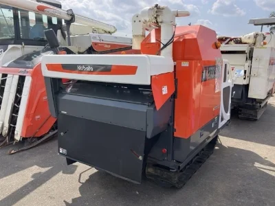 KUBOTA KUBOTA