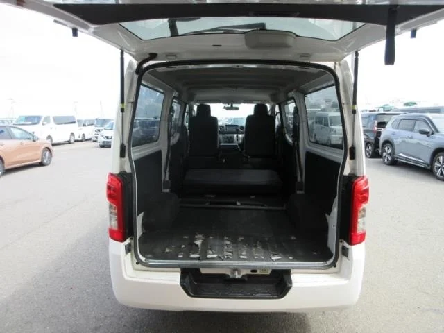 Nissan NV350 Caravan DX, миниатюра 3