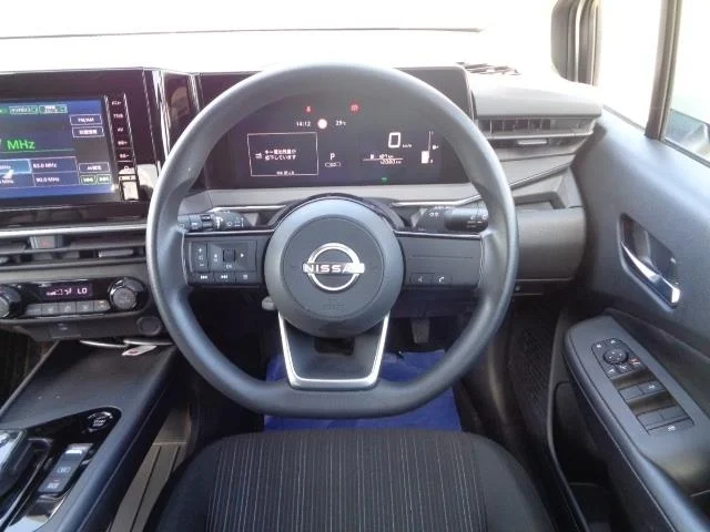 Nissan Note X, миниатюра 4