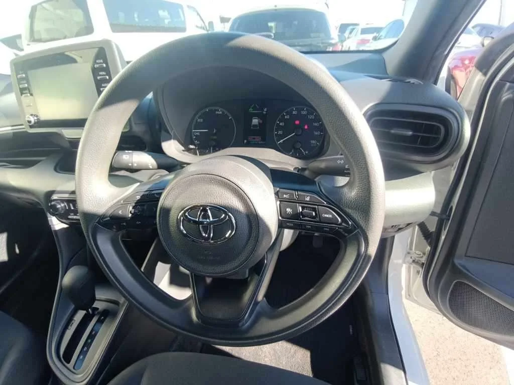 Toyota Yaris HYBRID X, миниатюра 9