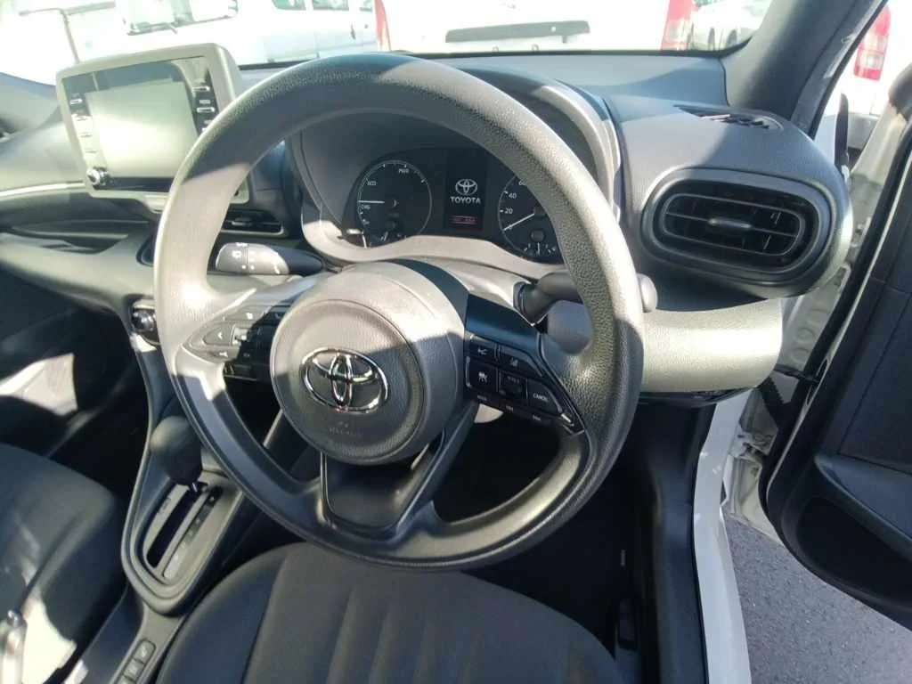 Toyota Yaris HYBRID X, миниатюра 9
