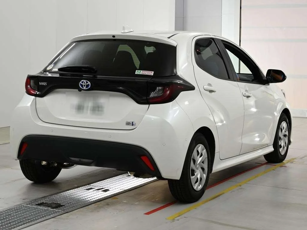 Toyota Yaris HYBRID X, миниатюра 2