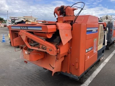 KUBOTA KUBOTA