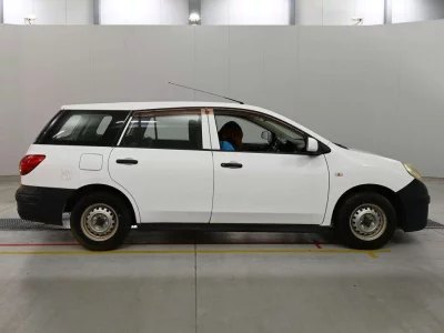 NISSAN AD