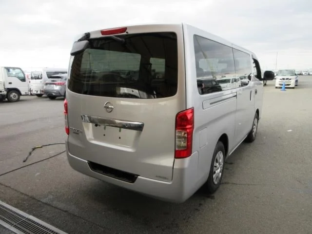 Nissan NV350 Caravan DX EX PACK EQUIPPED CAR, миниатюра 2