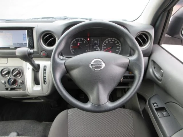 Nissan NV350 Caravan DX EX PACK EQUIPPED CAR, миниатюра 5