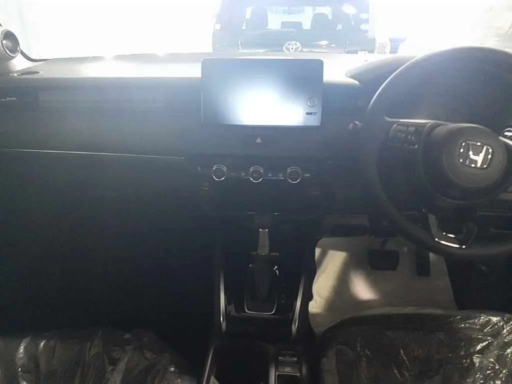 Honda Vezel e:HEV Z, миниатюра 11