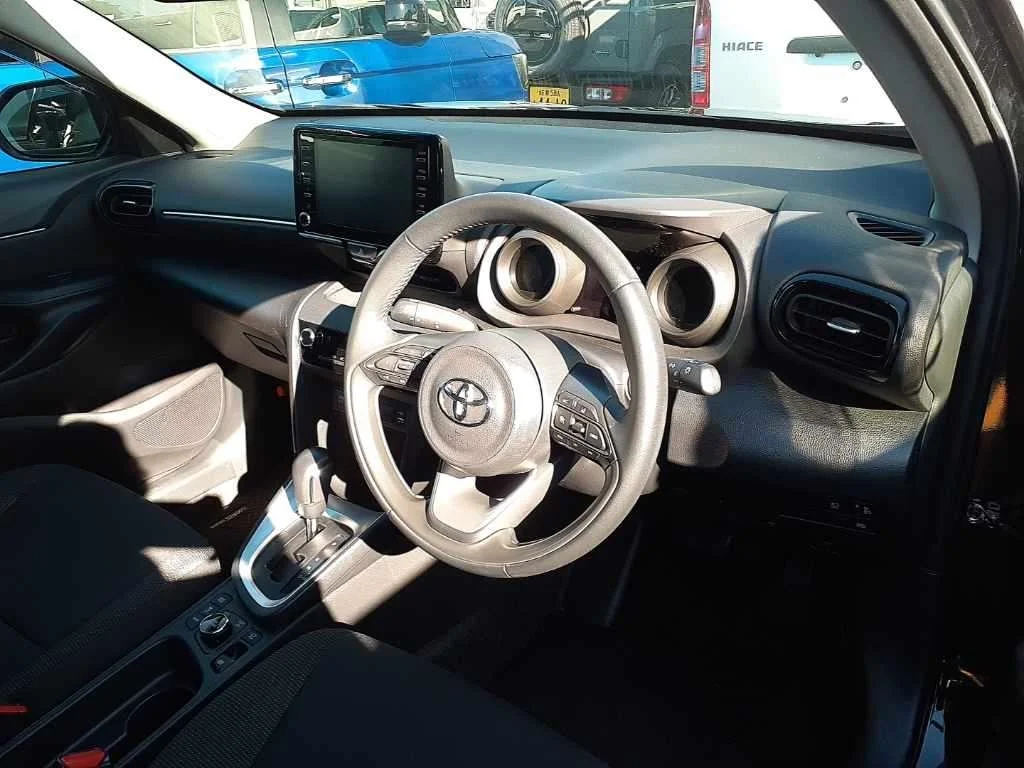 Toyota Yaris Cross G 4WD, миниатюра 9