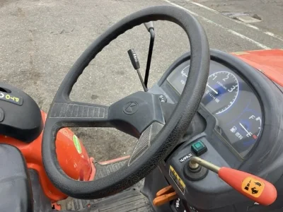 KUBOTA KUBOTA