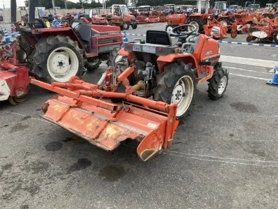 KUBOTA KUBOTA