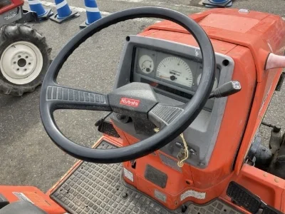 KUBOTA KUBOTA