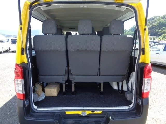Nissan NV350 Caravan DX/10 NUMBER OF SEATS, миниатюра 3