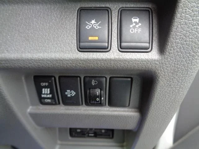 Nissan NV350 Caravan DX/3 NUMBER OF SEATS, миниатюра 6