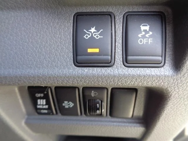 Nissan NV350 Caravan DX/3 NUMBER OF SEATS, миниатюра 7