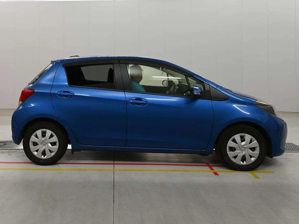 Toyota Vitz F, миниатюра 3