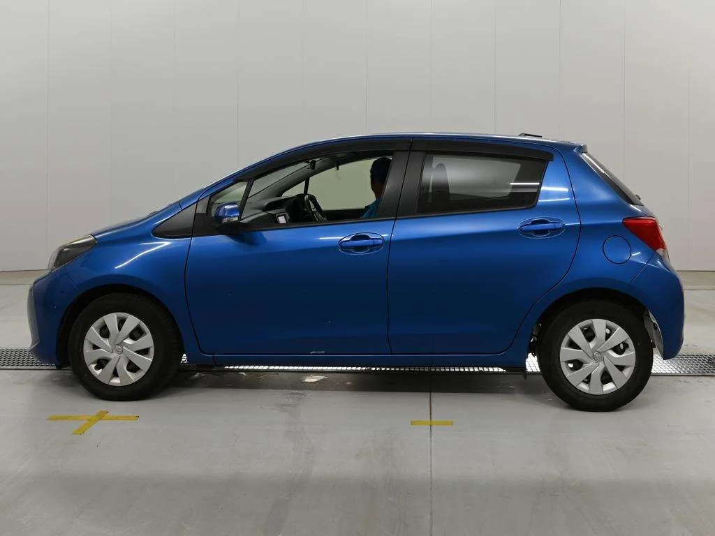 Toyota Vitz F, миниатюра 4