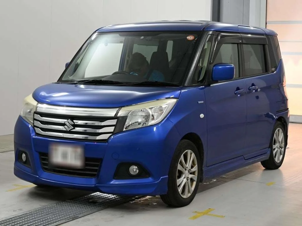 Suzuki Solio 2015