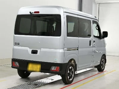 TOYOTA PIXIS VAN