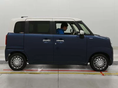 SUZUKI WAGON R SMILE