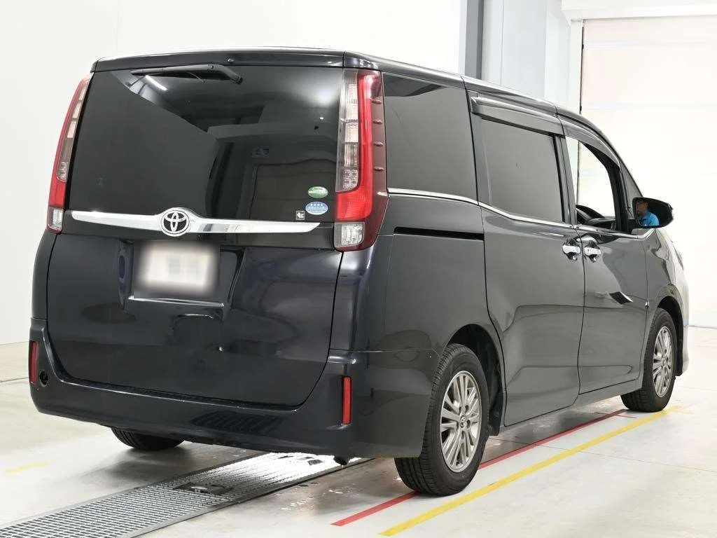 Toyota Esquire Gi, миниатюра 2