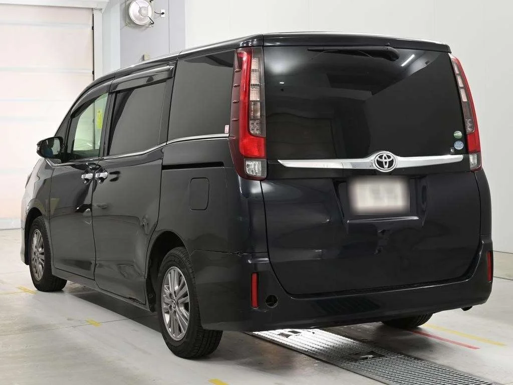 Toyota Esquire Gi, миниатюра 6