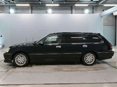 TOYOTA CROWN ESTATE