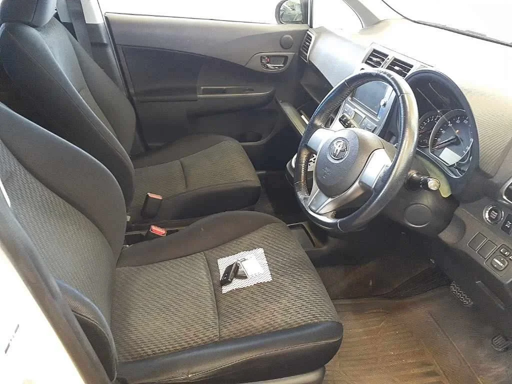 Toyota Ractis G 4WD, миниатюра 10