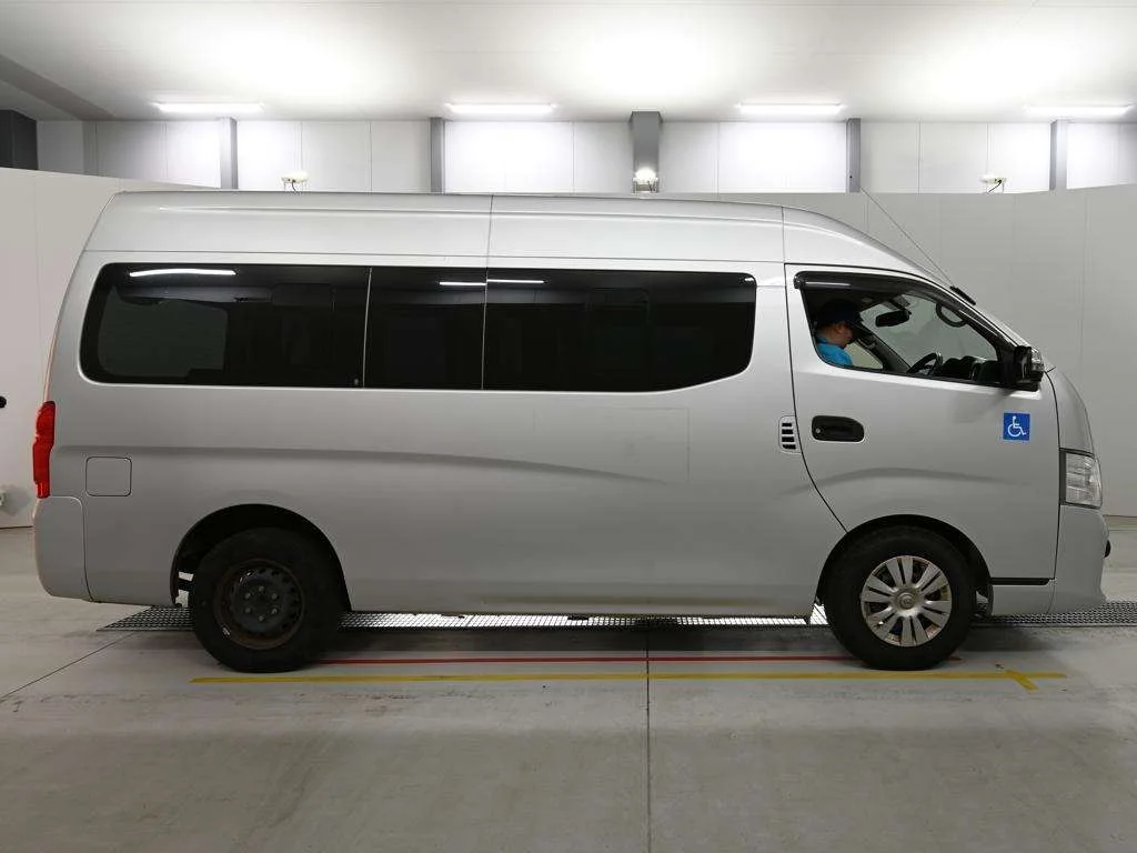 Nissan NV350 Caravan KRU MY S USE CAR, миниатюра 3