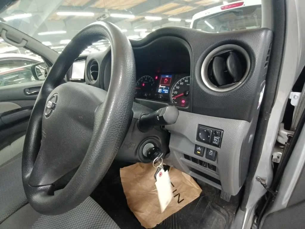 Nissan NV350 Caravan KRU MY S USE CAR, миниатюра 9