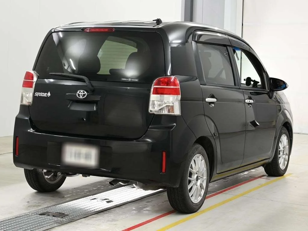 Toyota Spade G, миниатюра 2