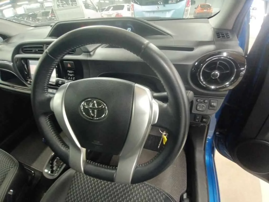 Toyota Aqua X- Urban, миниатюра 5