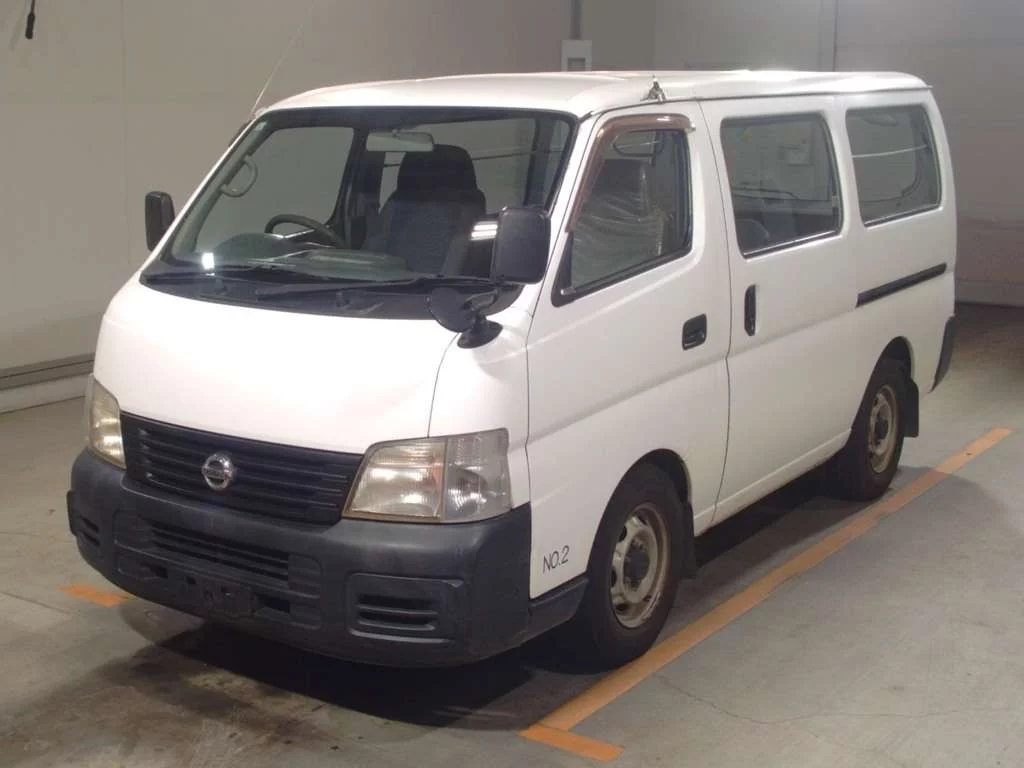 Nissan Caravan 2005