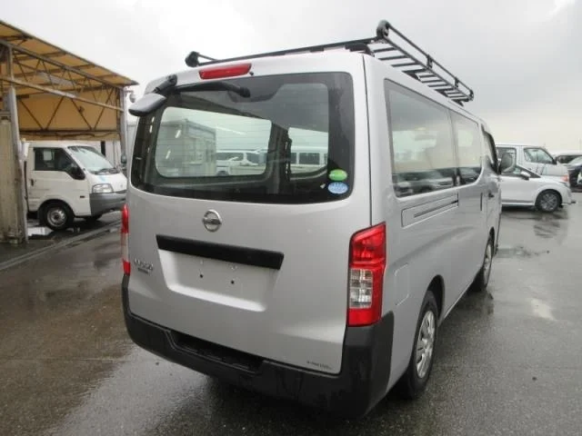 Nissan NV350 Caravan DX, миниатюра 2