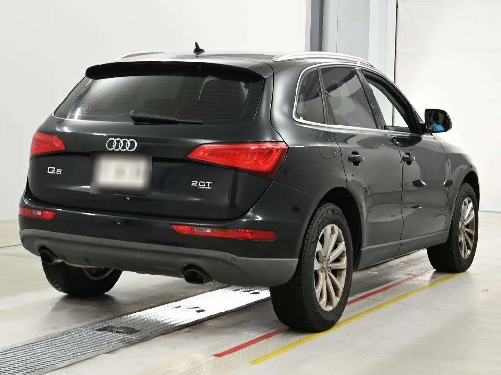 Audi Q5  с аукциона в Японии