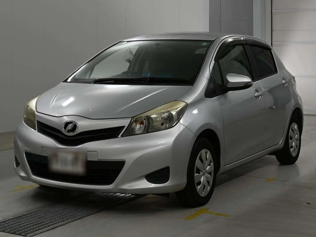 Toyota Vitz F, миниатюра 11