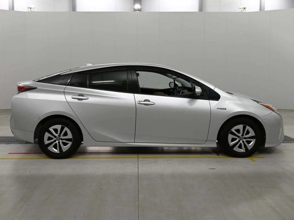 Toyota Prius A, миниатюра 3