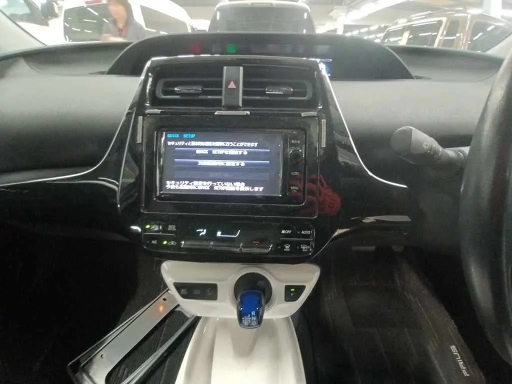 Toyota Prius A, миниатюра 11