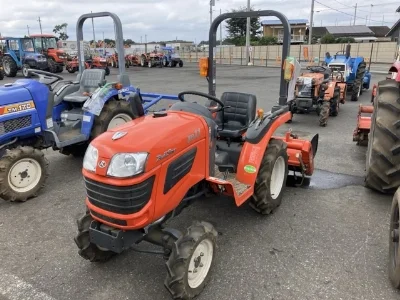 KUBOTA KUBOTA