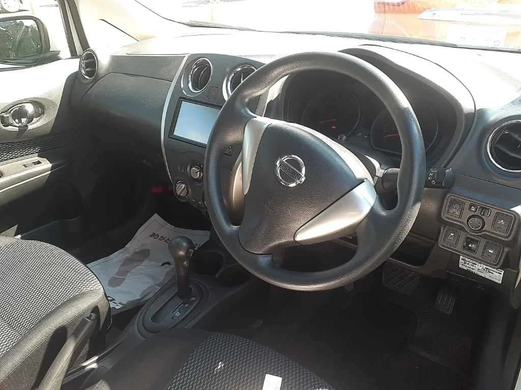 Nissan Note X, миниатюра 9