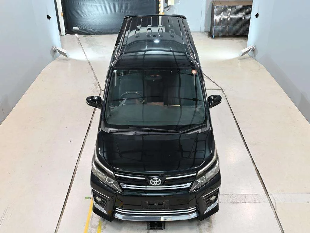 Toyota Voxy ZS, миниатюра 7